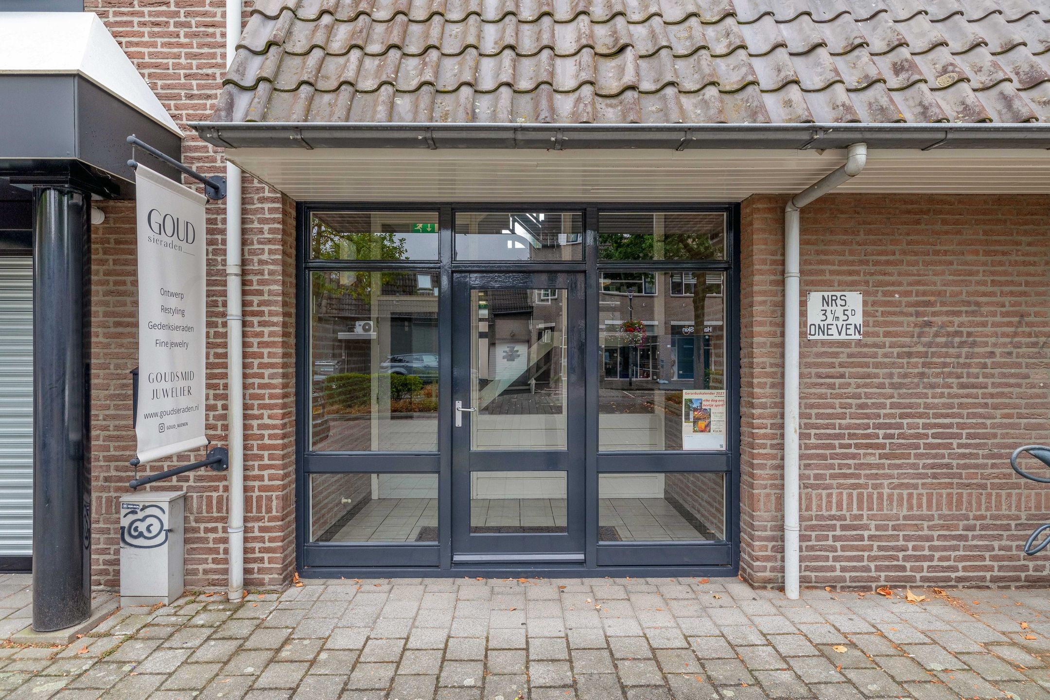 Photo 6 of Vincent van Goghstraat 3-A