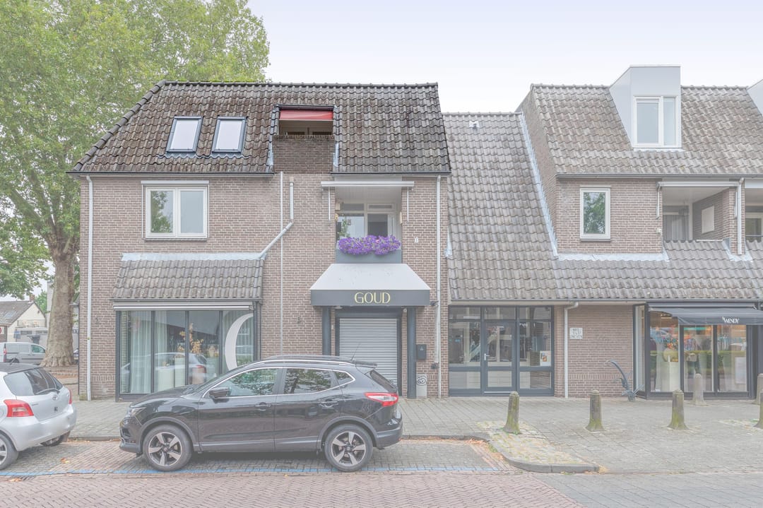 Photo 37 of Vincent van Goghstraat 3-A