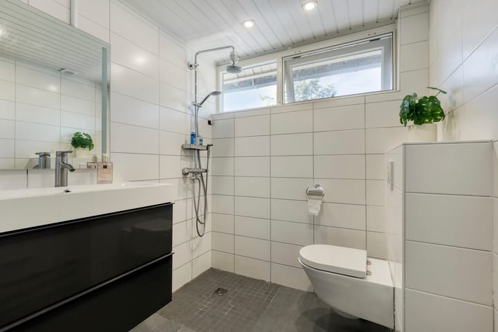 Tussenwoning te koop: Liesbergstraat 4, Eindhoven
