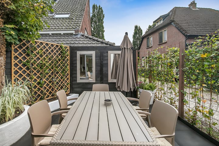 Vrijstaande woning te huur: Lingenskamp 17A, Laren (Nh)