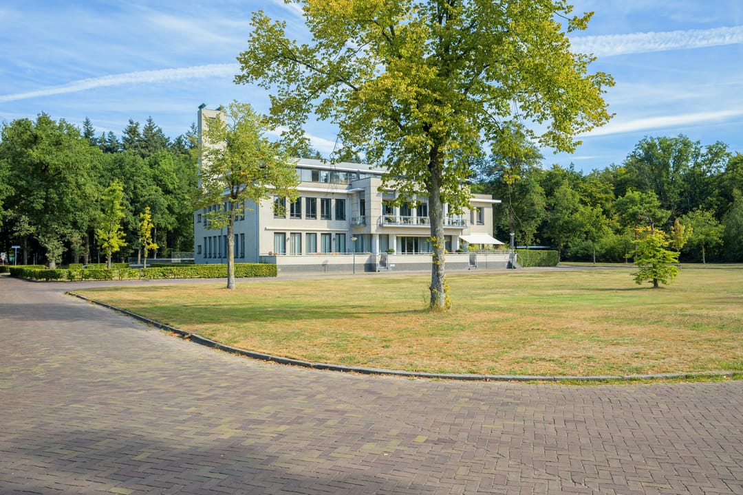 Photo 56 of Wilhelminaplein 17