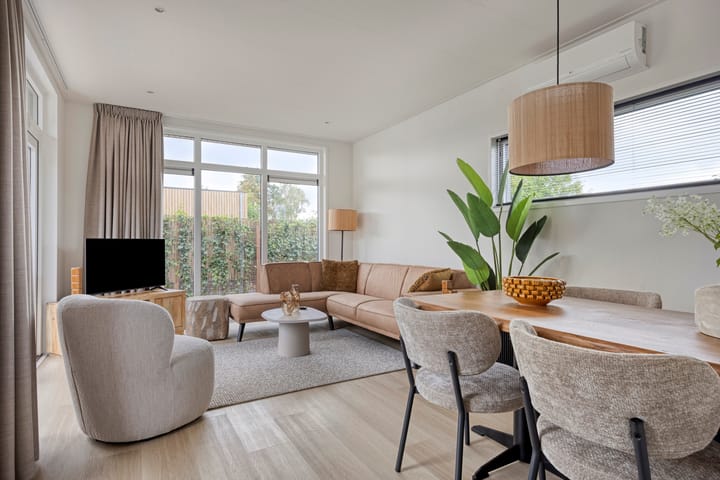 Vrijstaande woning te koop: Herenweg 276B26, Vinkeveen