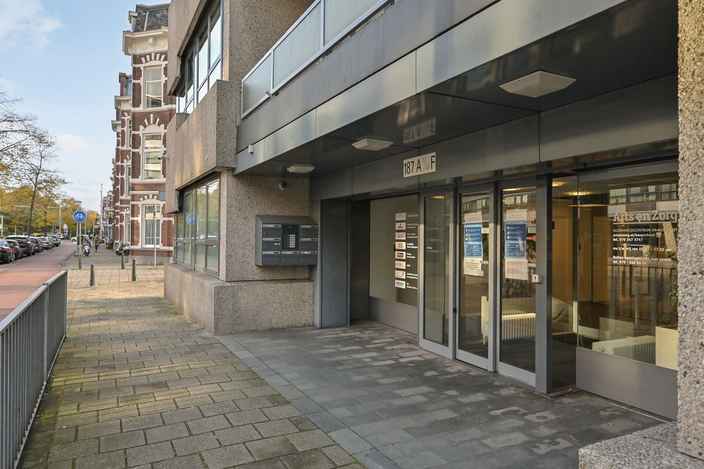 Bekijk foto 2 van Bezuidenhoutseweg 187