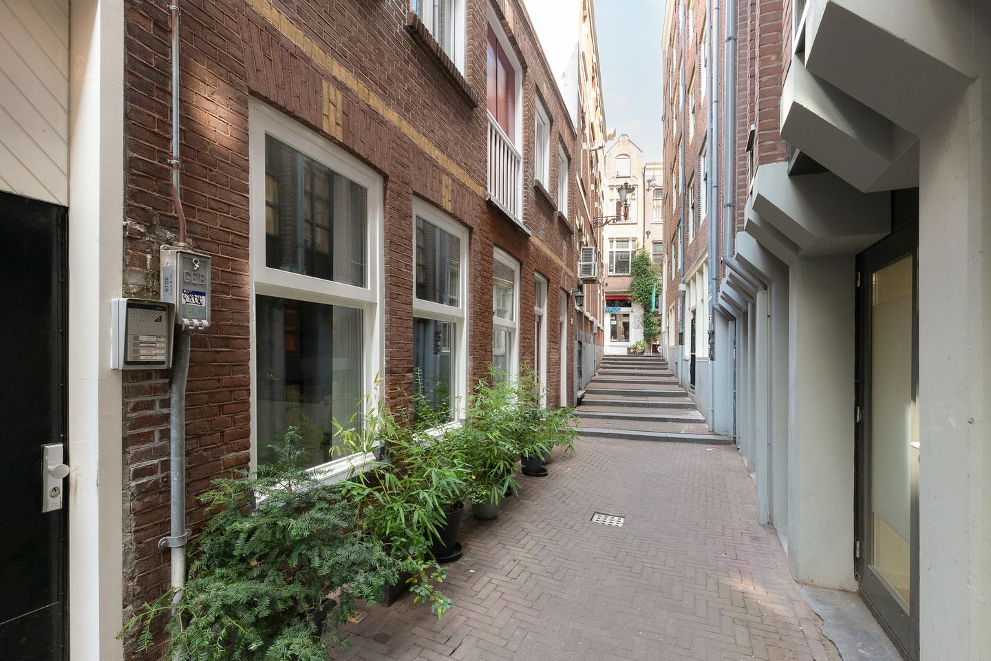 Photo 4 of Gouwenaarssteeg 4