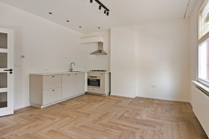 Appartement te koop: Jonckbloetplein 30, 'S-Gravenhage