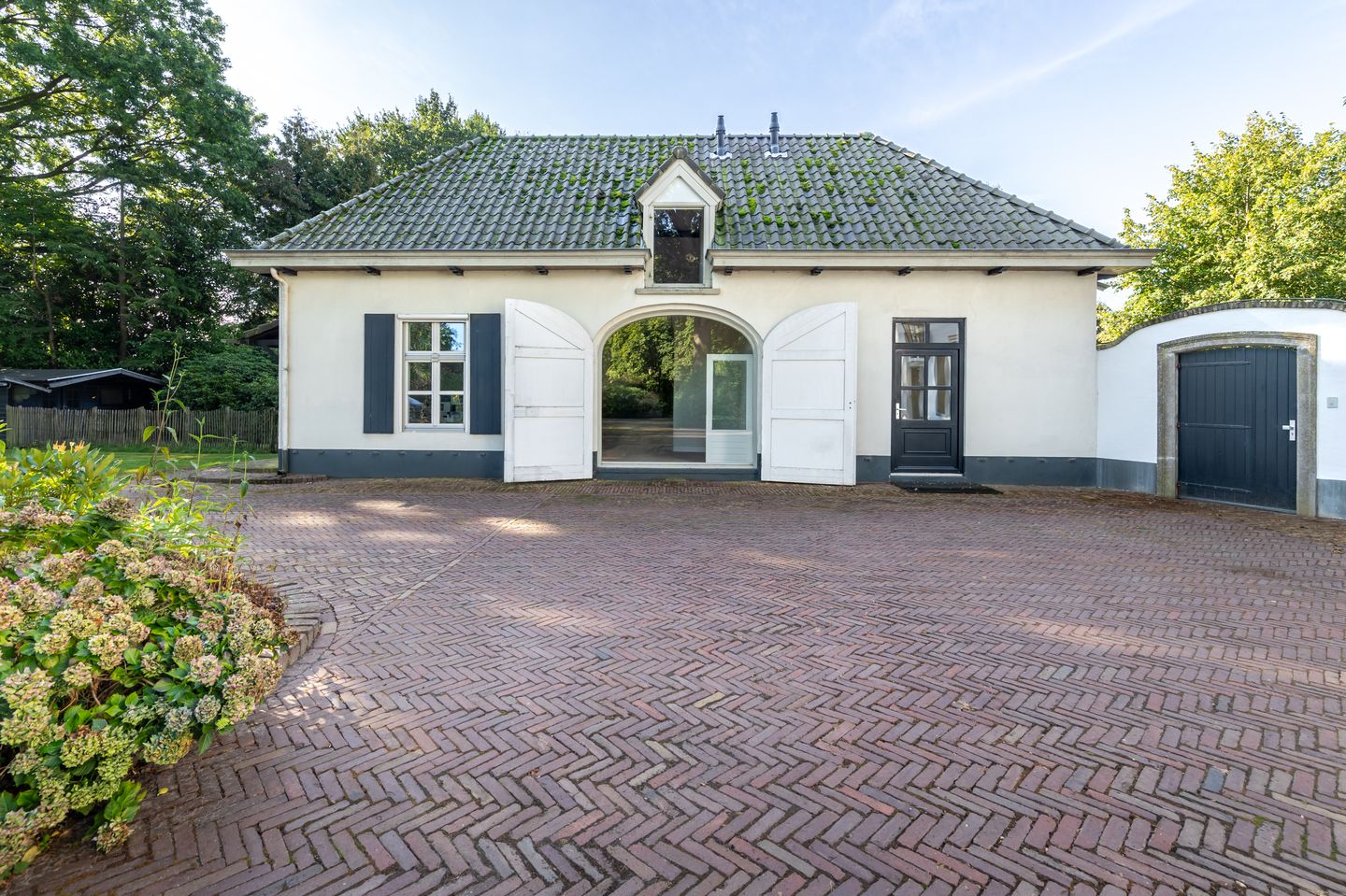 View photo 4 of Rijksweg 16