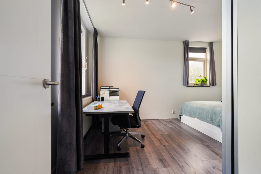 Photo 22 of Mijlstraat 38