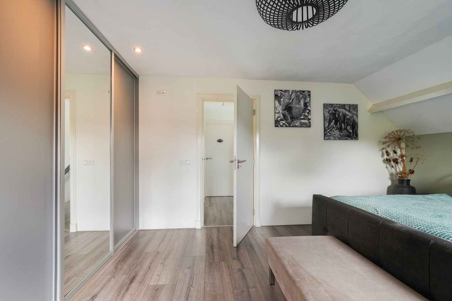 Photo 35 of Mijlstraat 38