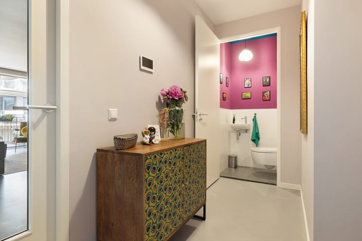 Appartement te koop: Spadinalaan 667, Amsterdam