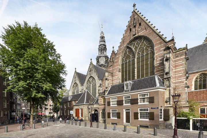 Appartement te huur: Oudezijds Voorburgwal 109H, Amsterdam