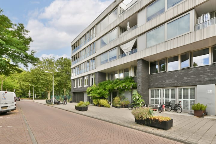 Foto 3 van Maassluisstraat 1
