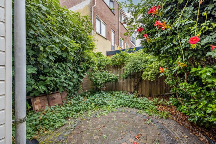 Tussenwoning te koop: Surinamestraat 33, Utrecht