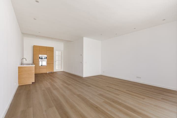 Appartement te koop: Leidsevaart 448, Haarlem