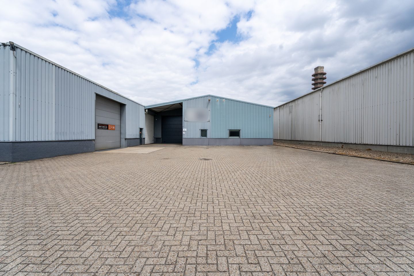 Bekijk foto 4 van Beneluxstraat 2