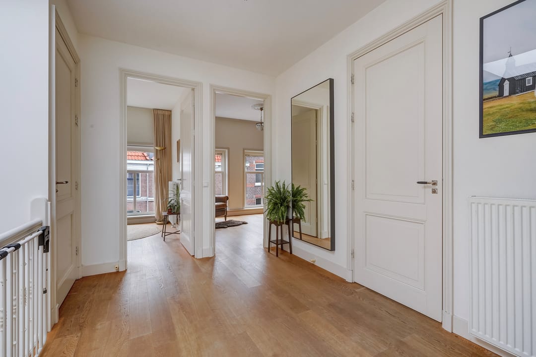 Photo 37 of Heemskerckstraat 4-A