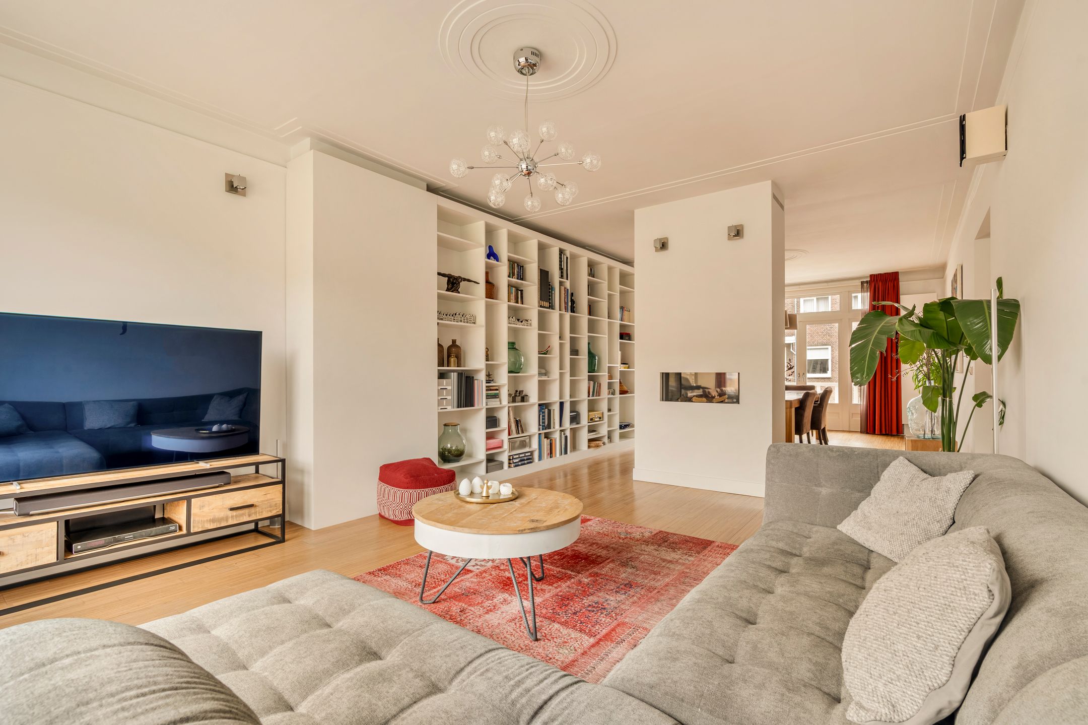 Foto 9 van Milletstraat 42-3