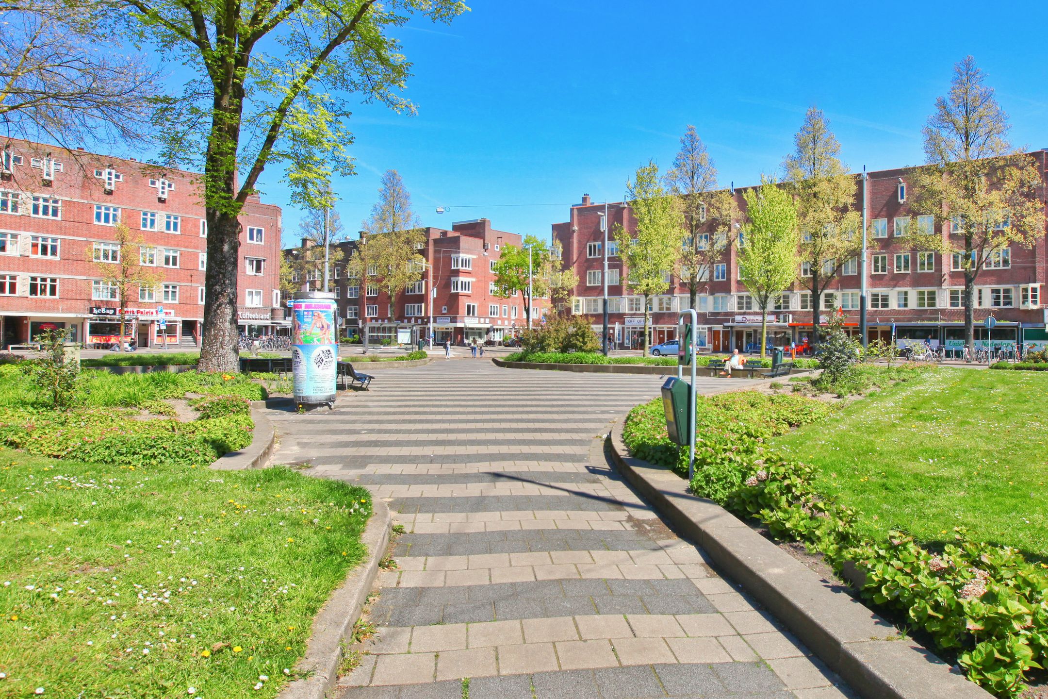 Foto 39 van Legmeerplein 15-1