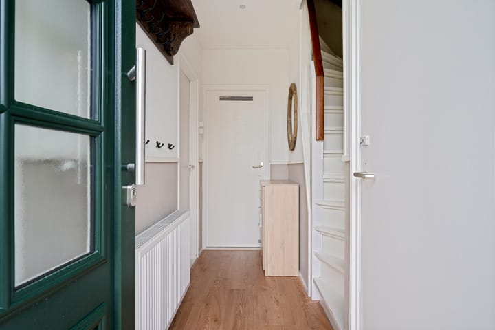 Tussenwoning te koop: Finne 5, Hallum