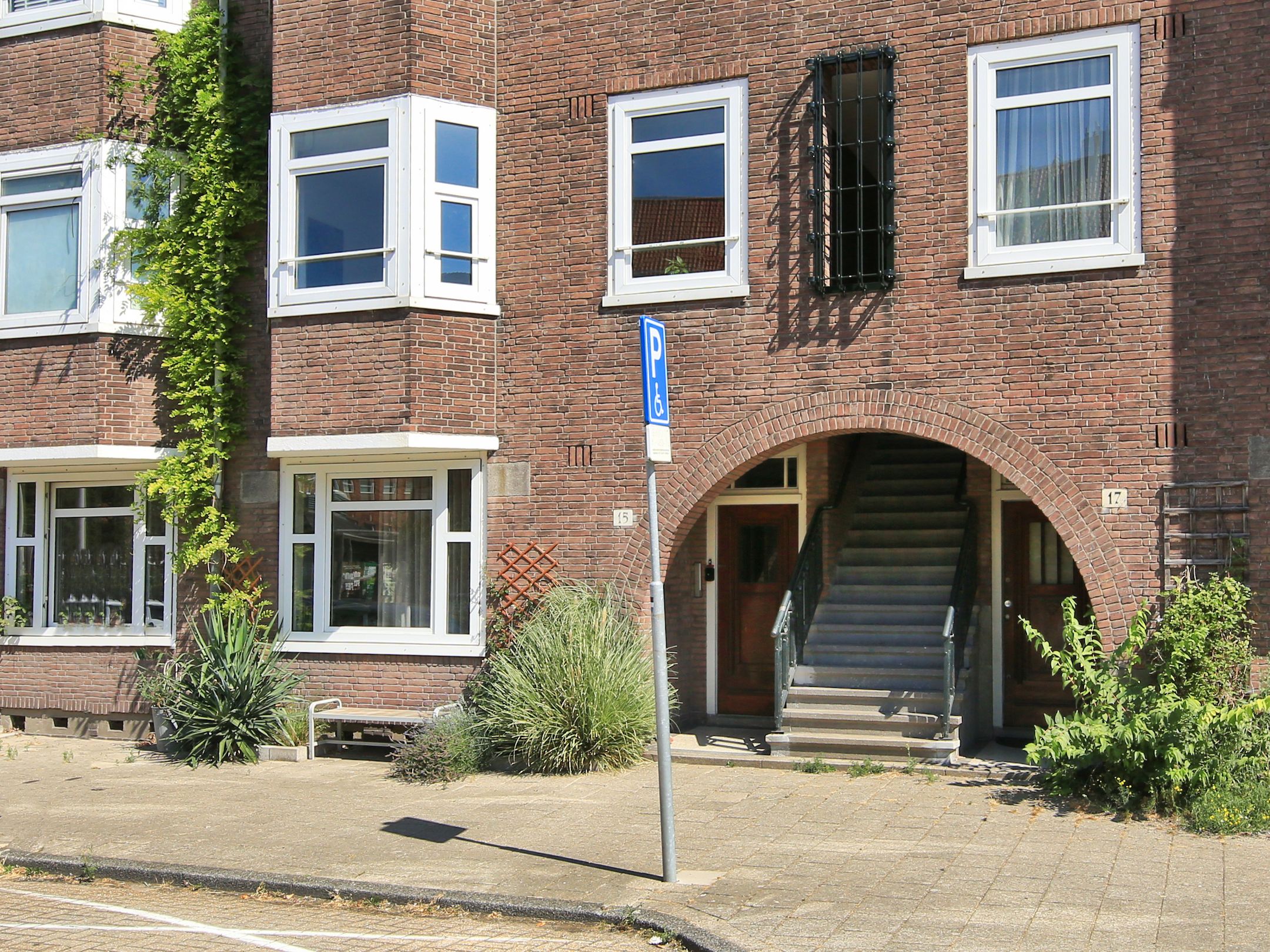 Foto 6 van Legmeerplein 15-1