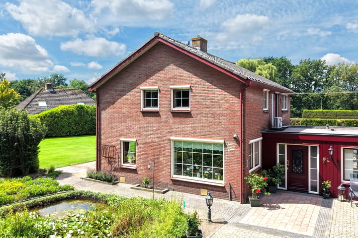 Vrijstaande woning te koop: Nijkerkerstraat 45A, Hoevelaken