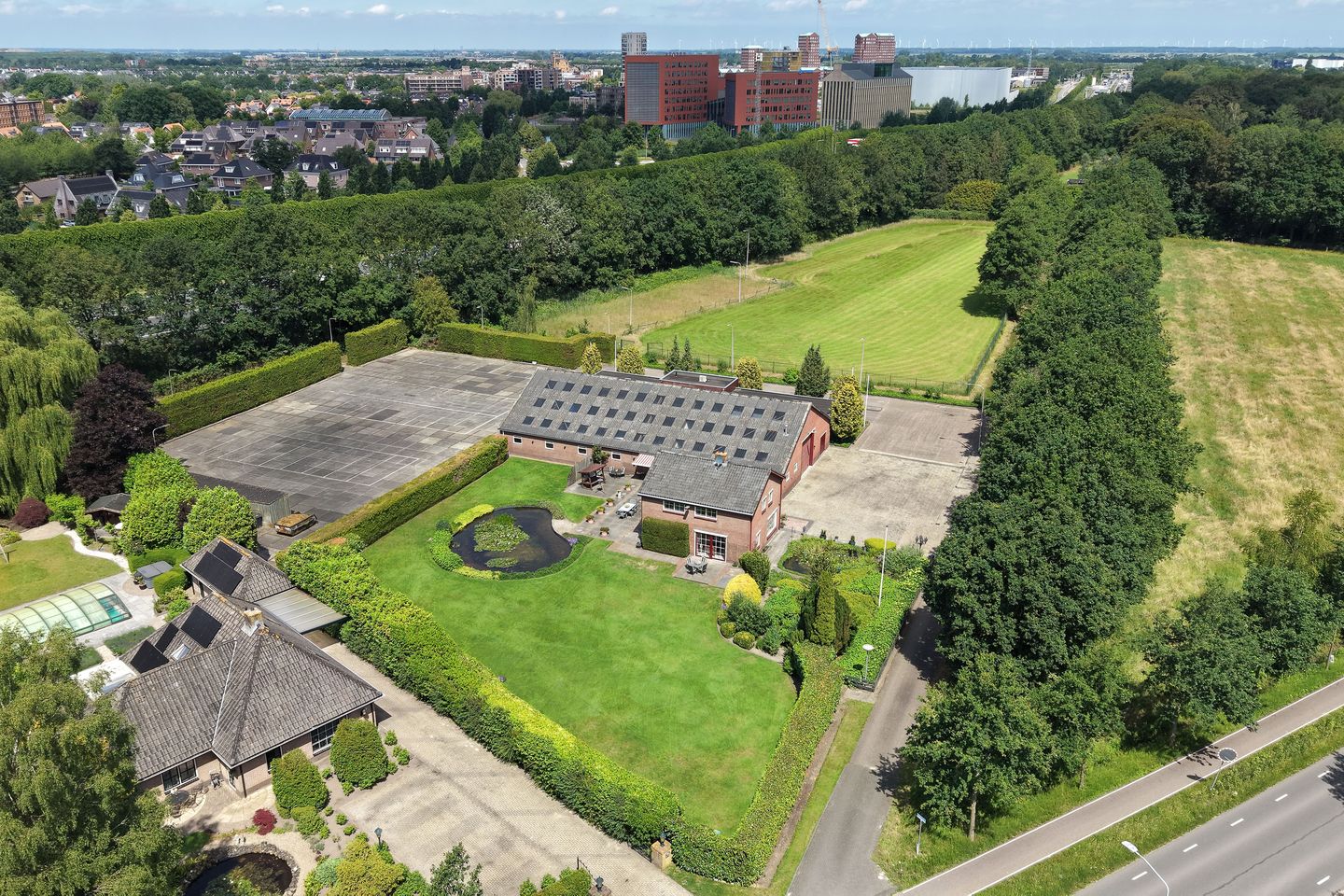 Bekijk foto 1 van Nijkerkerstraat 45