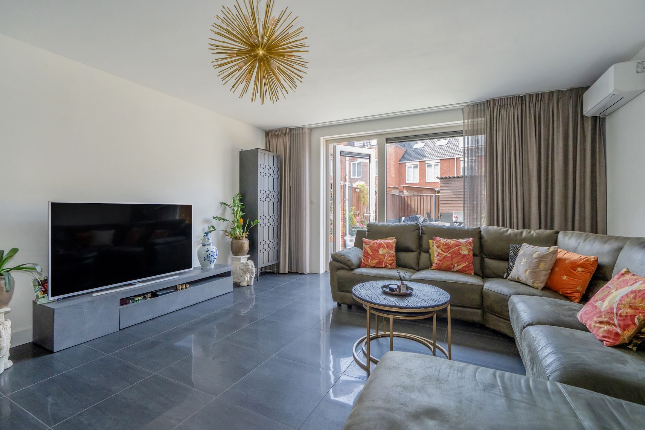 Photo 9 of Abraham van Beyerenstraat 115