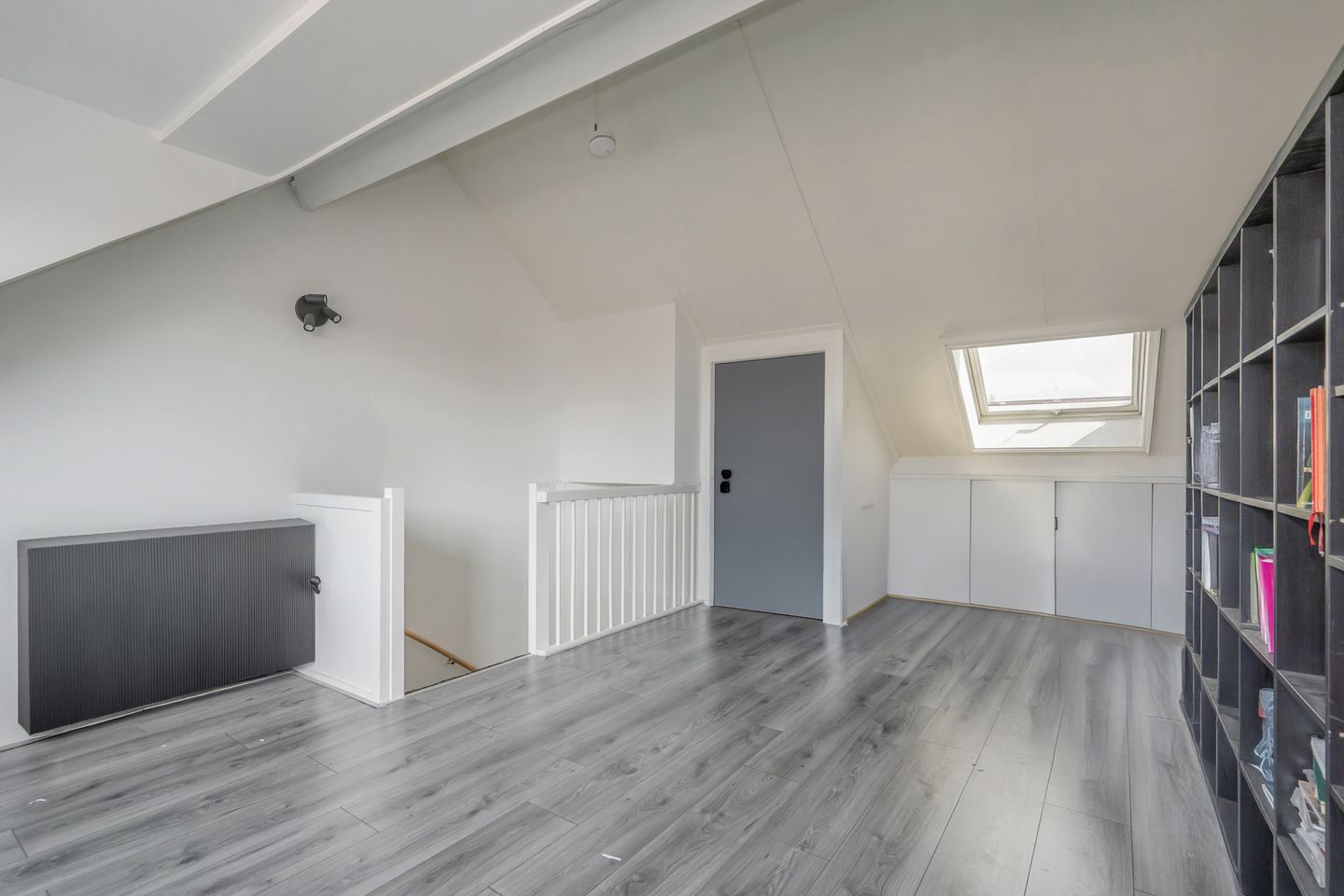 Photo 29 of Abraham van Beyerenstraat 115