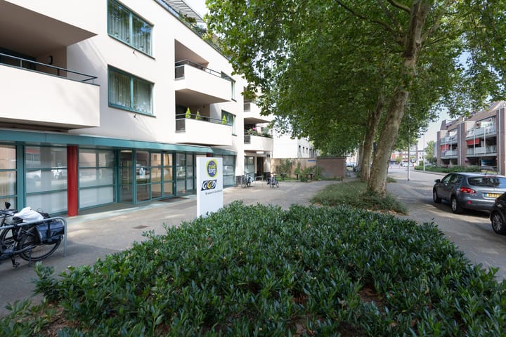Raadhuisstraat 40, Best