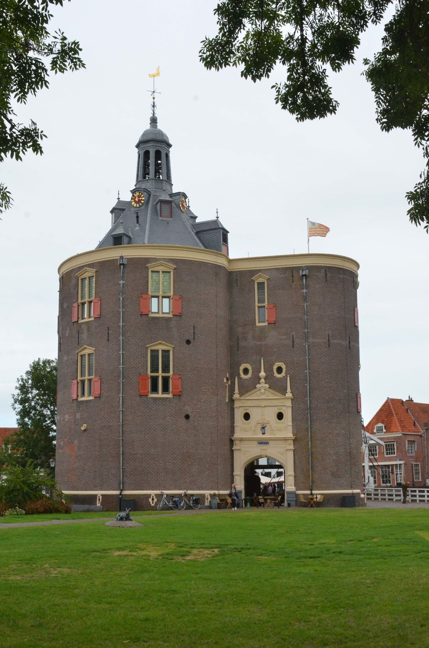 Foto 49 van Dijk 84