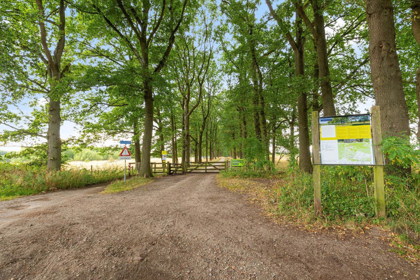 Photo 35 of Willemsen Naaldhoutweg 19