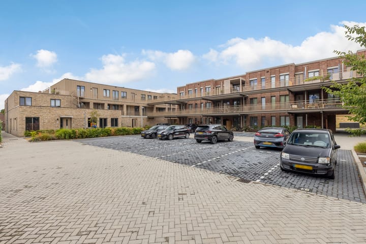 Appartement te koop: Ooststraat 92, Oud-Beijerland