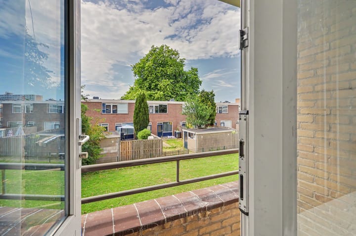Appartement te koop: Dahliastraat 9, Spijkenisse