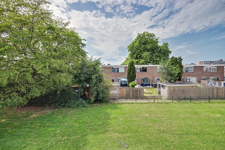 Appartement te koop: Dahliastraat 9, Spijkenisse