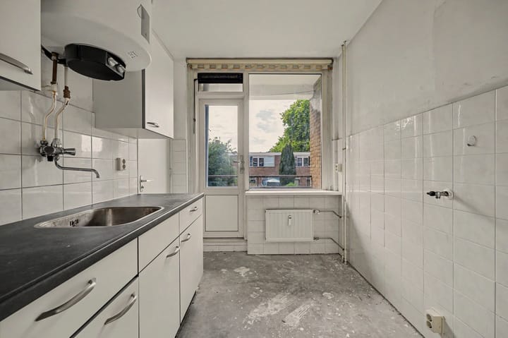 Appartement te koop: Dahliastraat 9, Spijkenisse