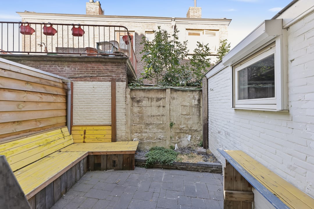 Photo 16 of Van Dishoeckstraat 29