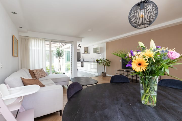 Tussenwoning te koop: Dijlehof 18, Amsterdam