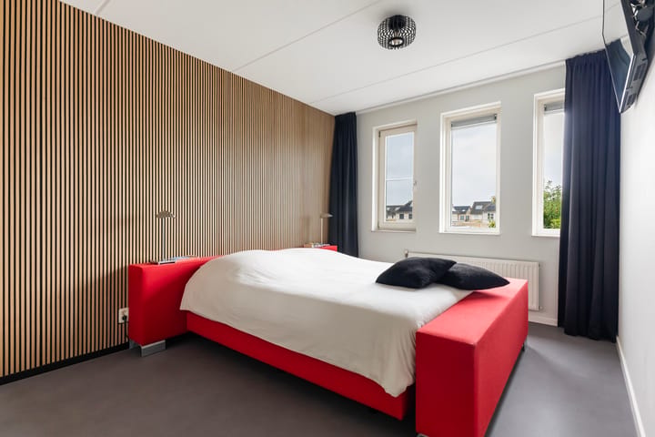Twee-onder-één-kap te koop: Frouwesân 71, Leeuwarden