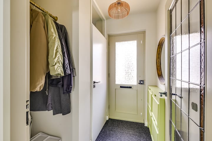 Twee-onder-één-kap te koop: Koestraat 12, Vianen (Ut)