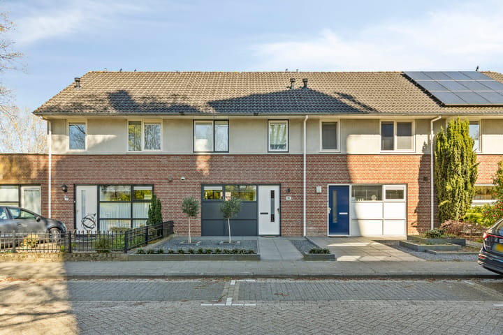 Tussenwoning te koop: Brouwhuissedijk 66, Helmond