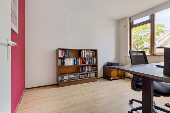 Hoekwoning te koop: Korenmolen 15, Alphen Aan Den Rijn
