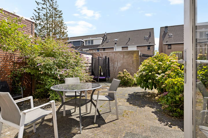 Hoekwoning te koop: Korenmolen 15, Alphen Aan Den Rijn