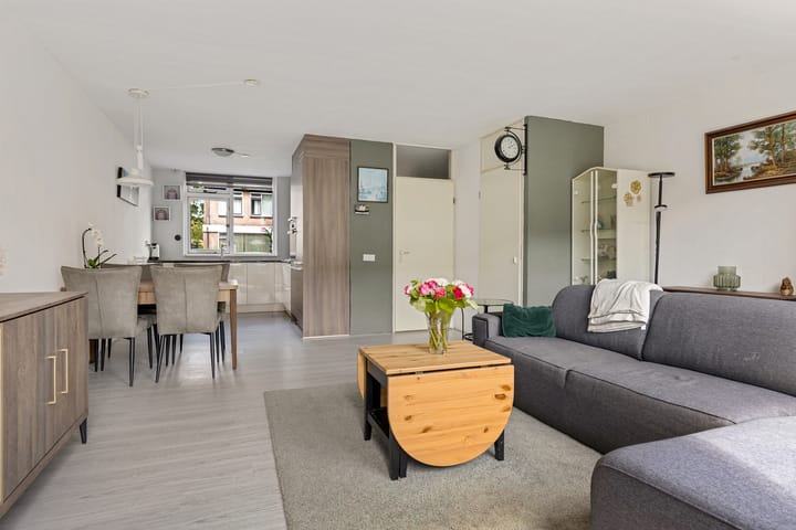 Hoekwoning te koop: Korenmolen 15, Alphen Aan Den Rijn