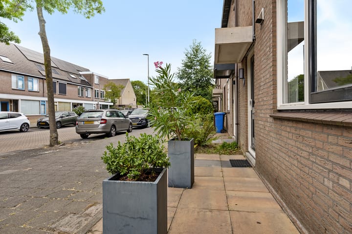 Hoekwoning te koop: Korenmolen 15, Alphen Aan Den Rijn