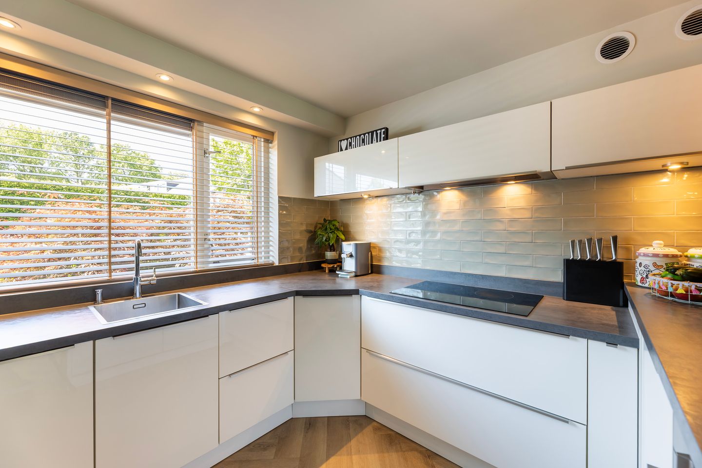 Photo 14 of Glasgowstraat 30