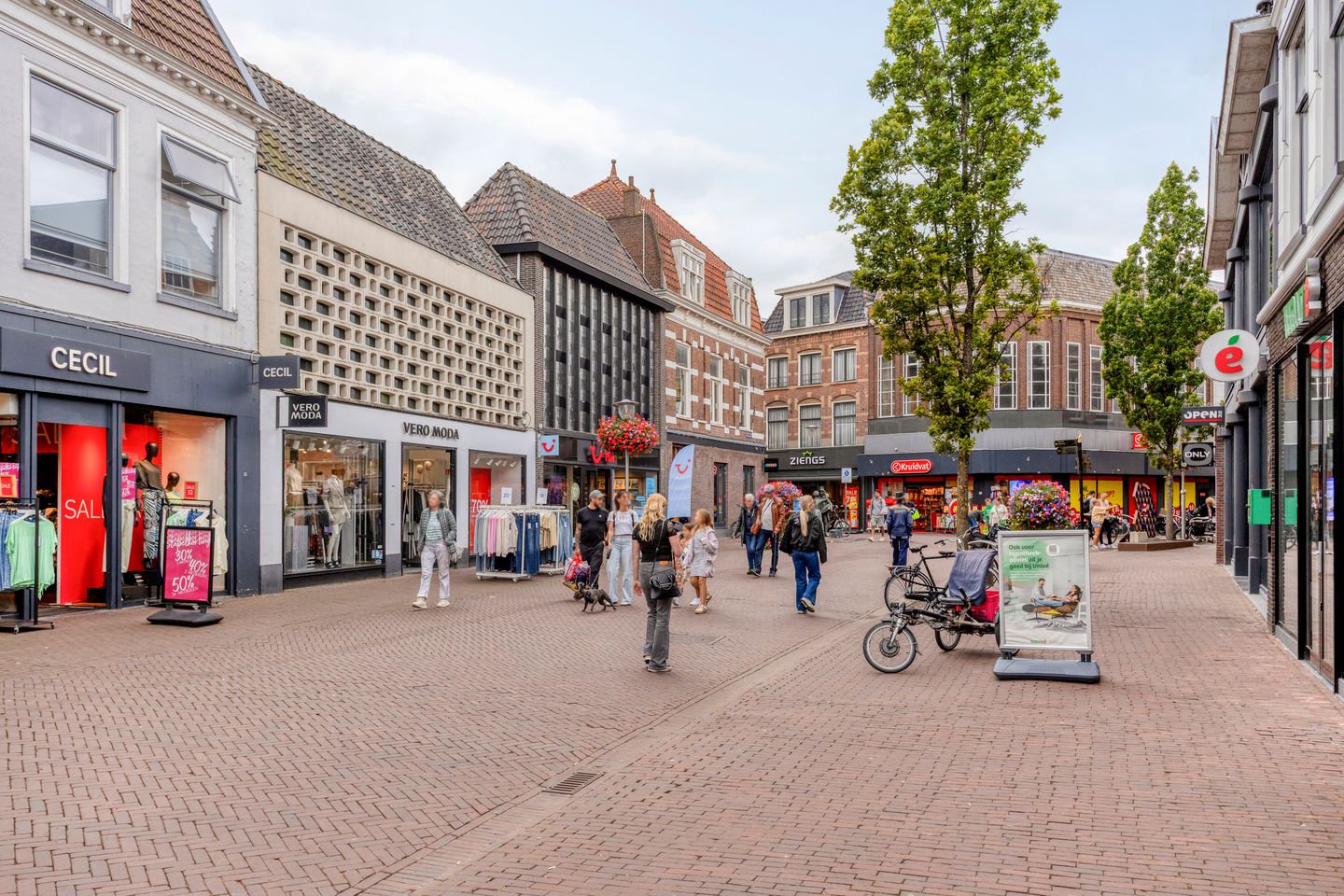 Bekijk foto 3 van Wijde Burgstraat 8-10
