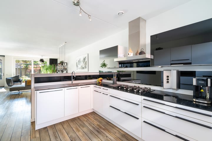 Tussenwoning te koop: Singelplein 54, Woerden