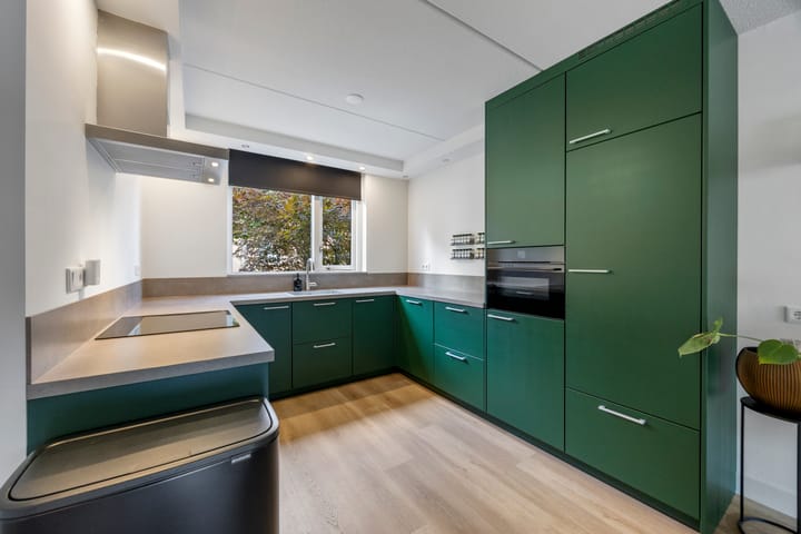Tussenwoning te koop: Wethouder Van Thiellaan 24, Barneveld