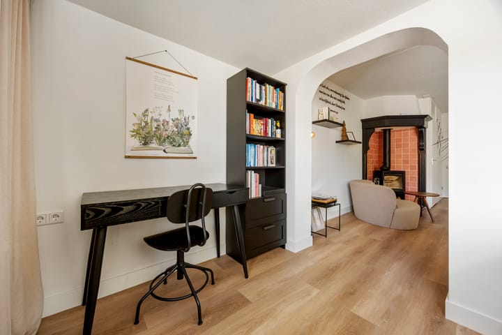 Tussenwoning te koop: Wethouder Van Thiellaan 24, Barneveld