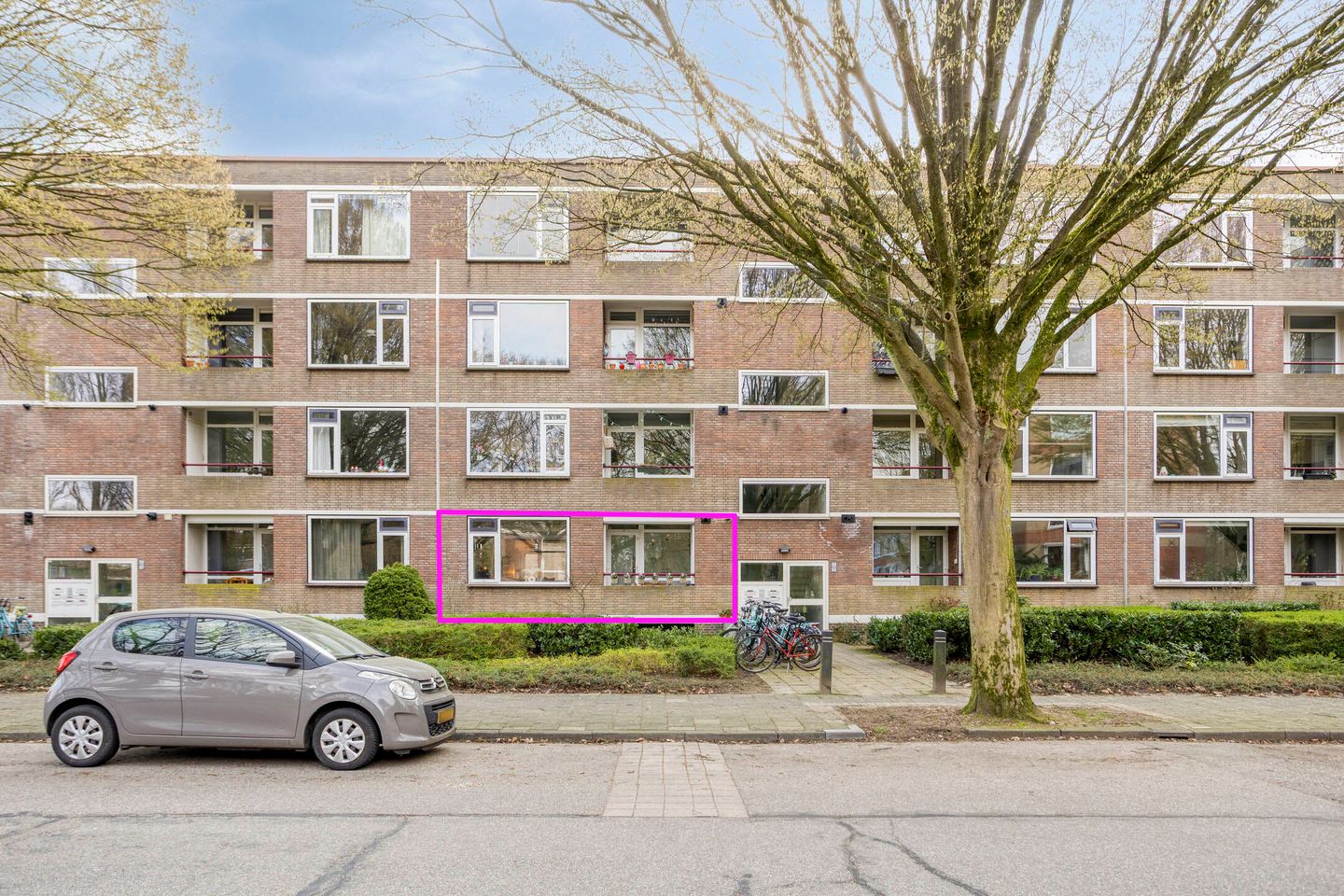 Photo 1 of Vossenlaan 329