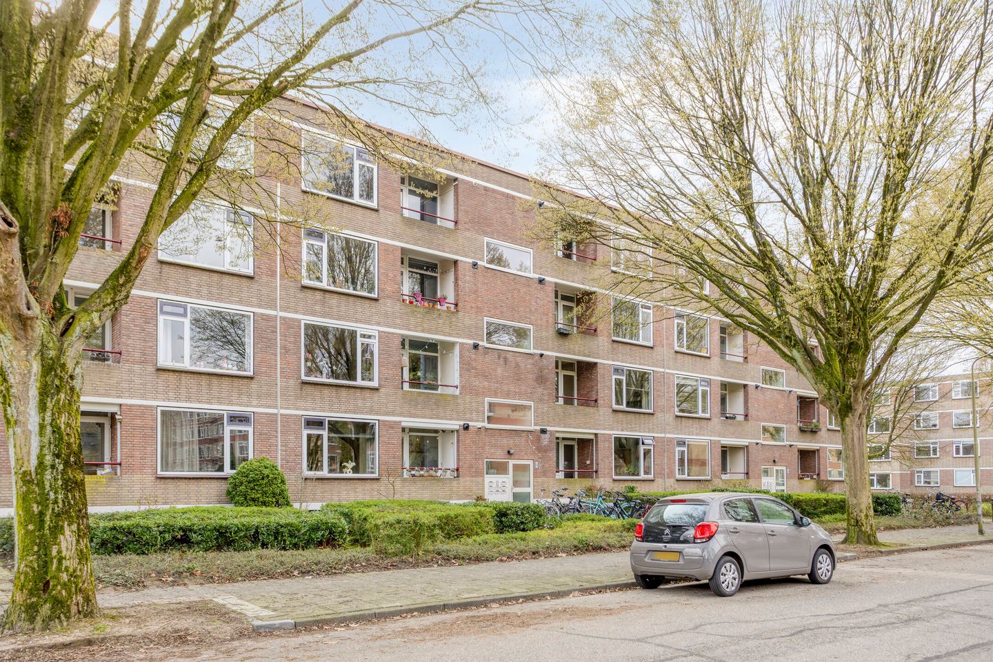 Photo 25 of Vossenlaan 329